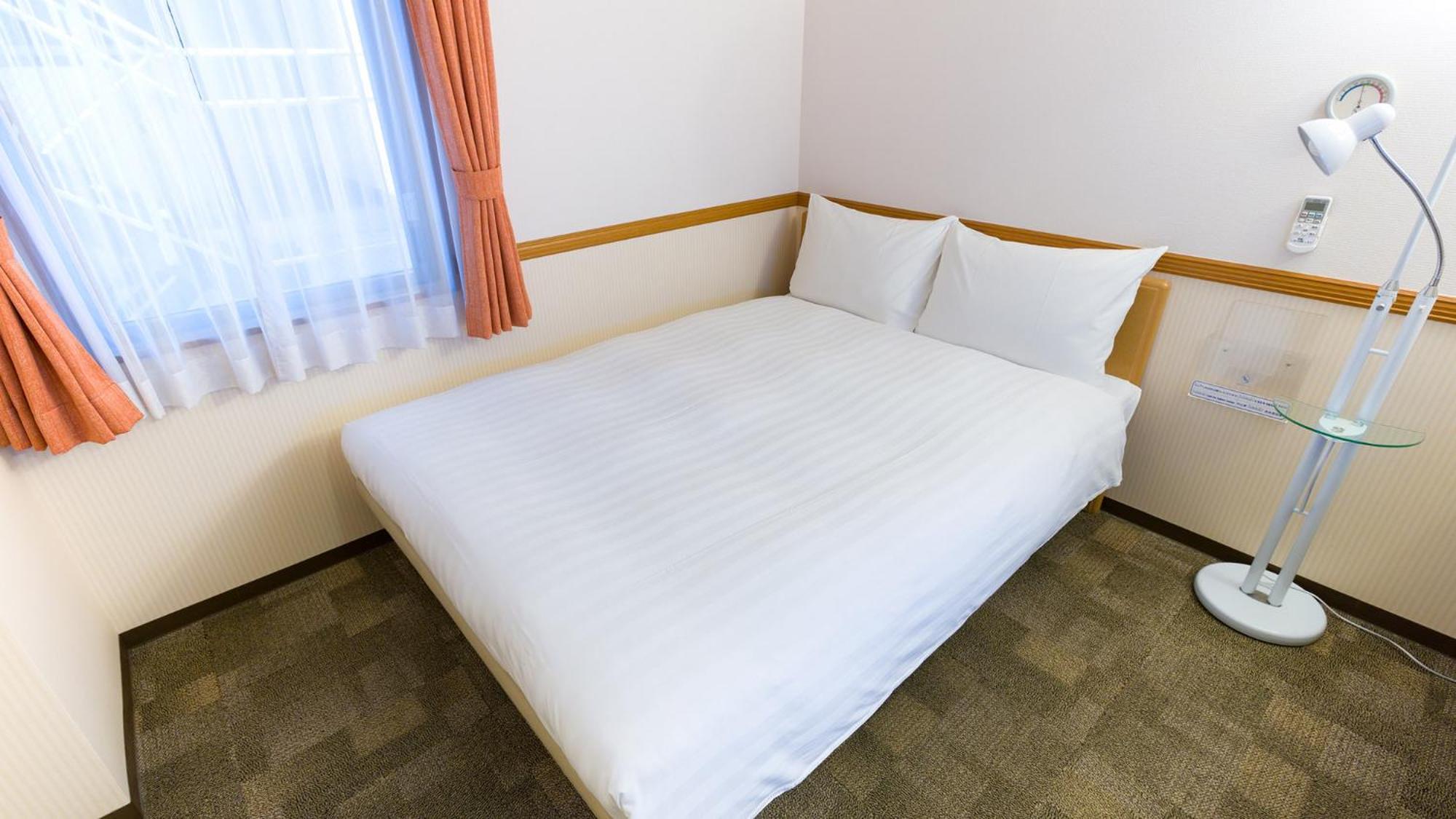 Toyoko Inn Okinawa Naha Asahibashi Ekimae Zimmer foto