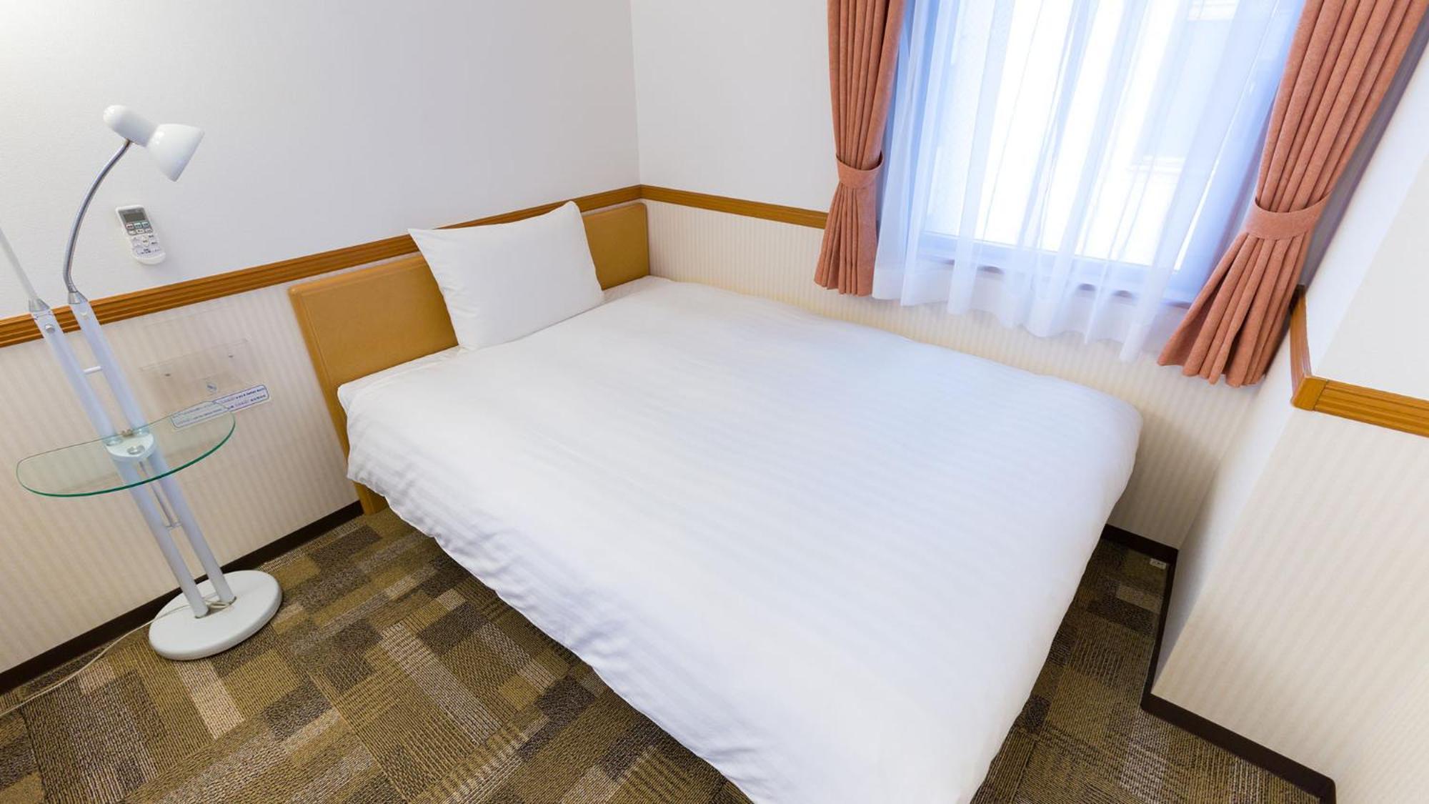 Toyoko Inn Okinawa Naha Asahibashi Ekimae Zimmer foto