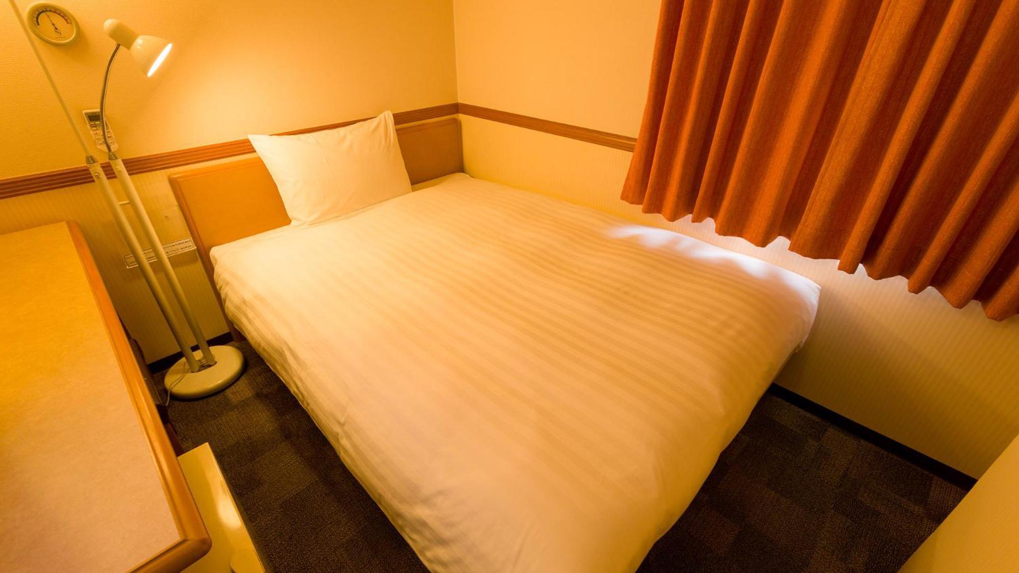 Toyoko Inn Okinawa Naha Asahibashi Ekimae Zimmer foto