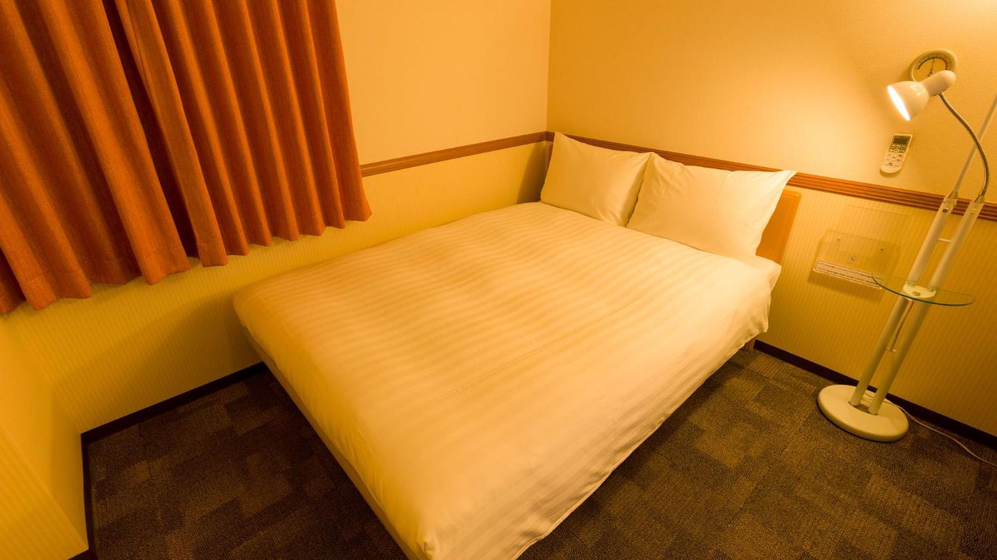 Toyoko Inn Okinawa Naha Asahibashi Ekimae Zimmer foto