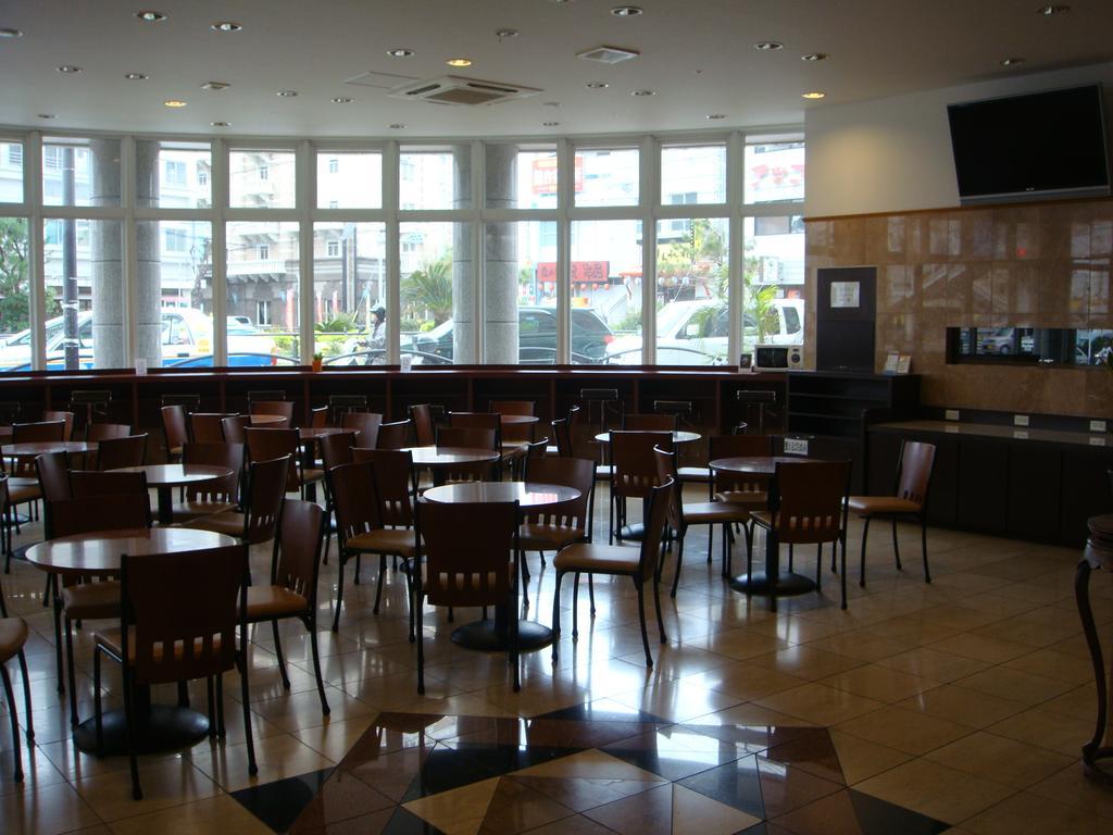Toyoko Inn Okinawa Naha Asahibashi Ekimae Exterior foto